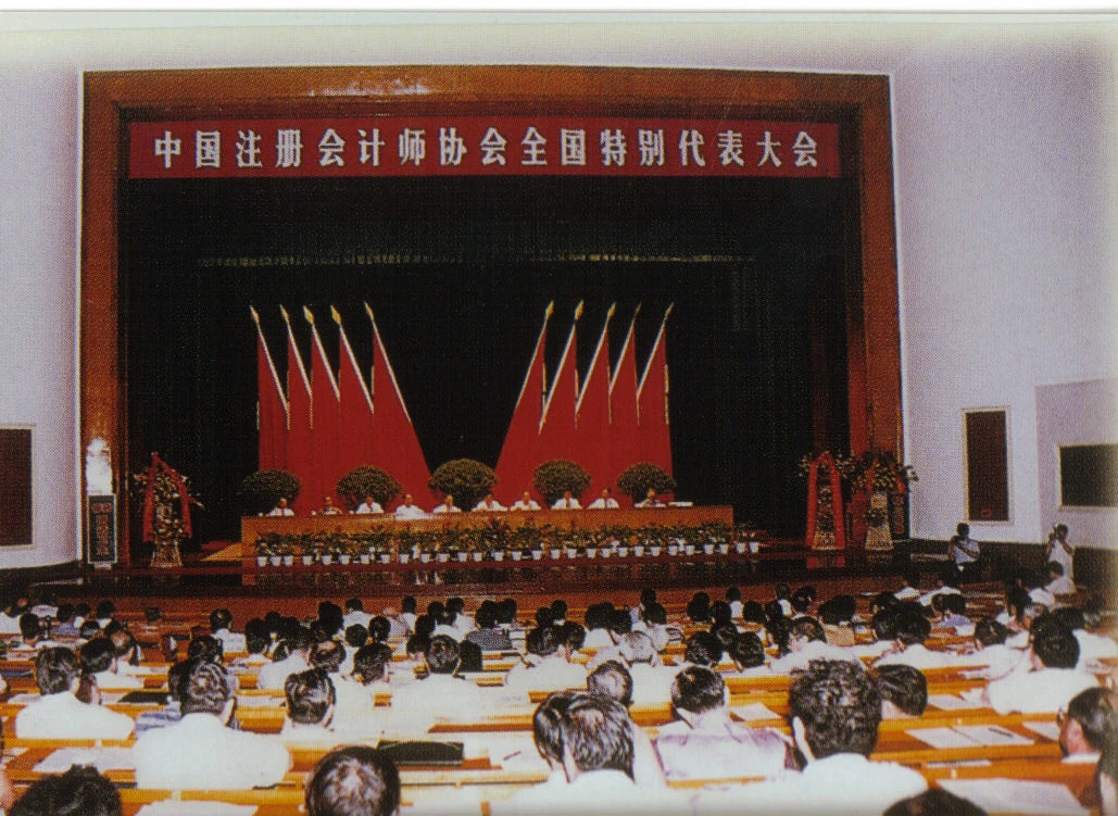 acac4985cdfe55fbd24e574316495566.jpg